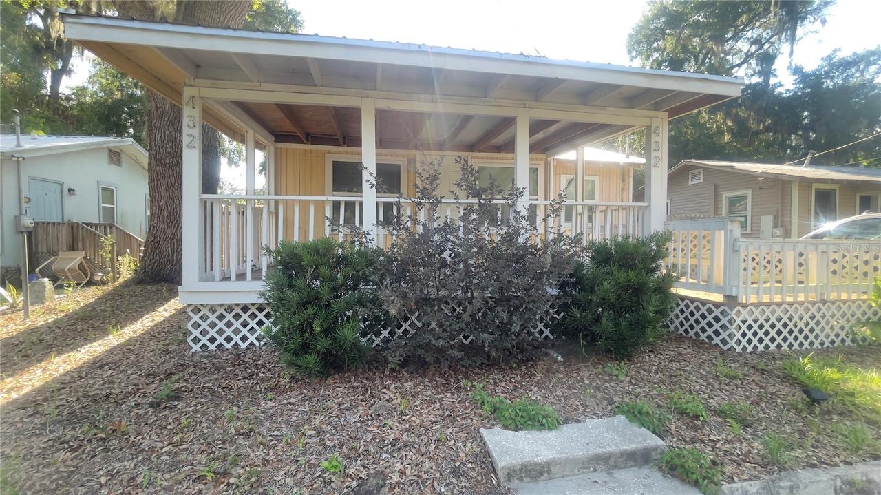 432 SE 15th St., Gainesville, FL 32641