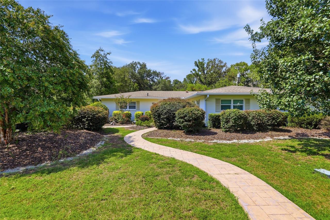 2138 NW 30th Pl., Gainesville, FL 32605