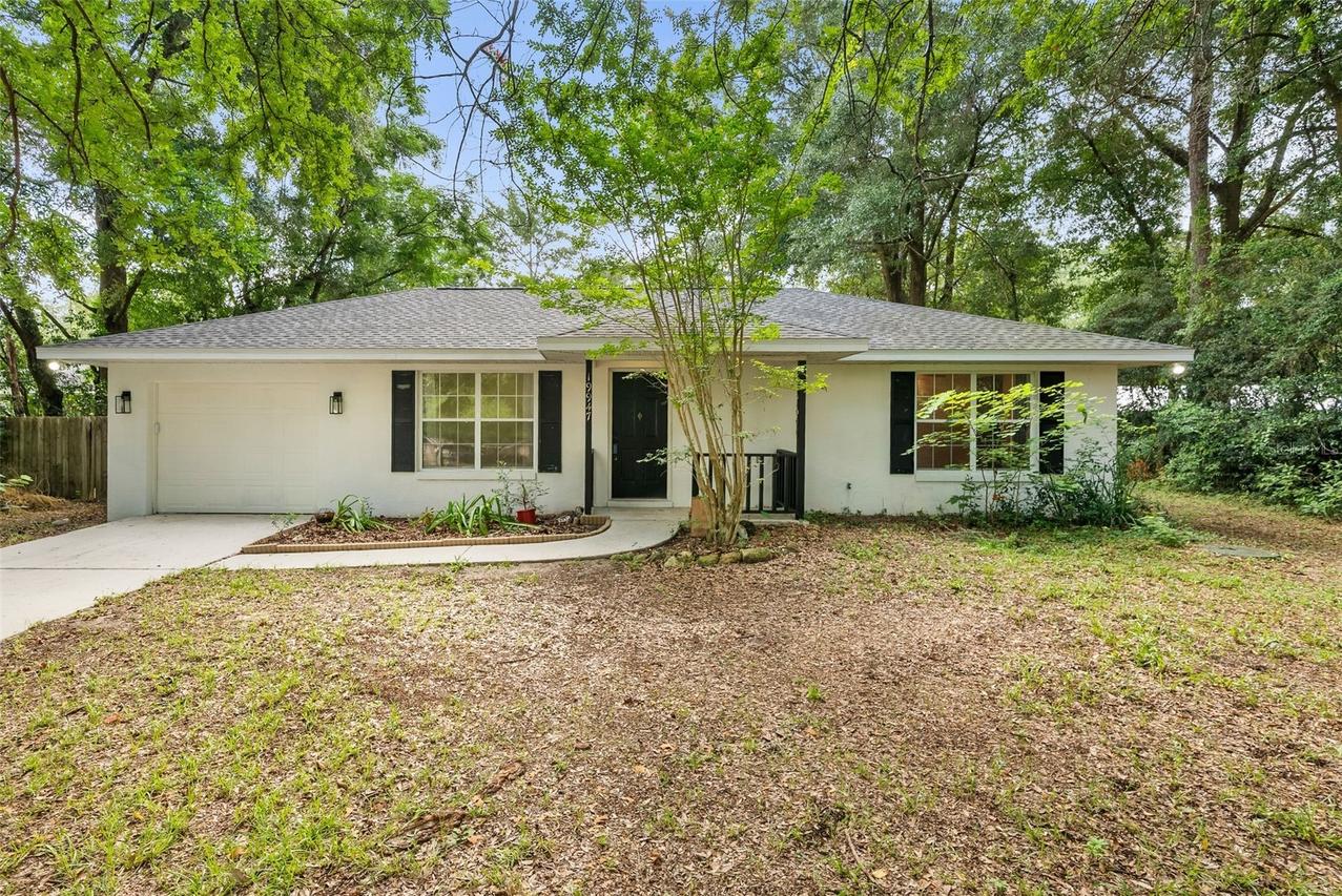 19947 NW 245th Ter., High Springs, FL 32643