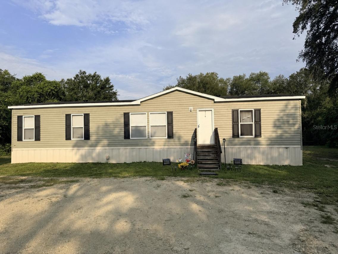 279 NE 576th St., Old Town, FL 32680