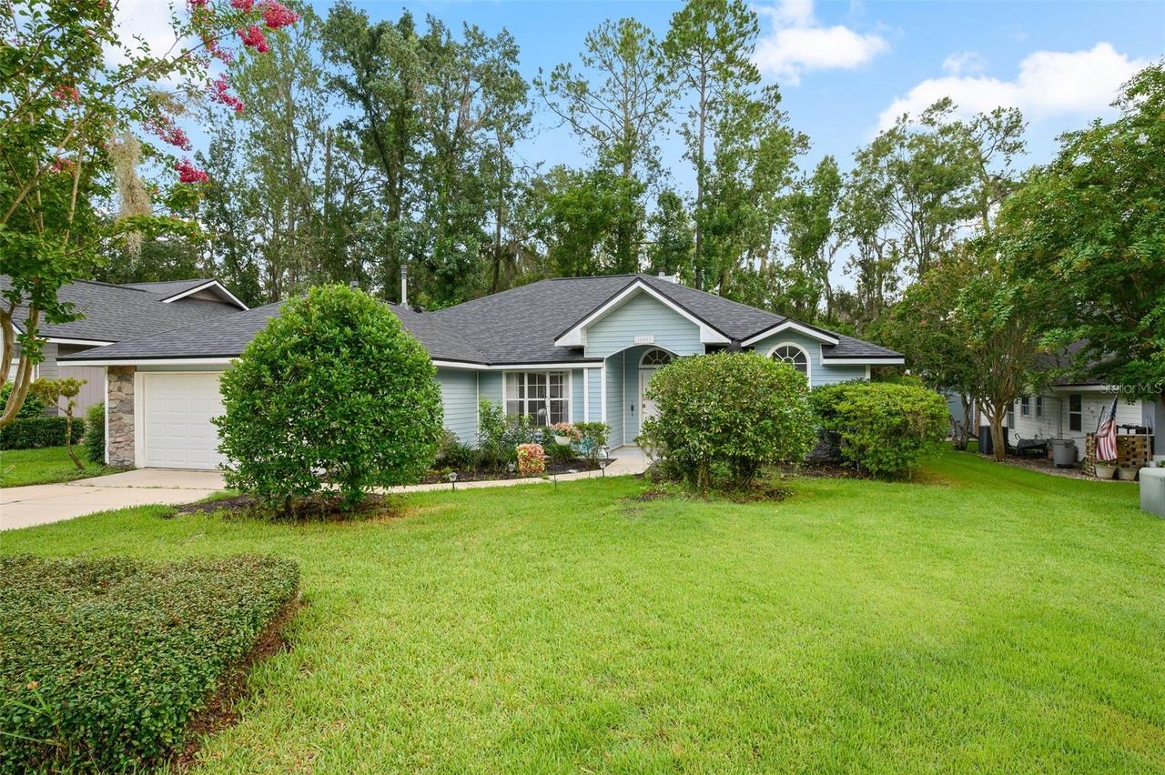 10001 NW 12th Ln., Gainesville, FL 32606