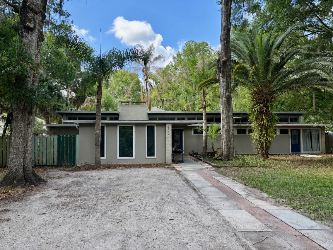 2105 NW 3rd Pl., Gainesville, FL 32603