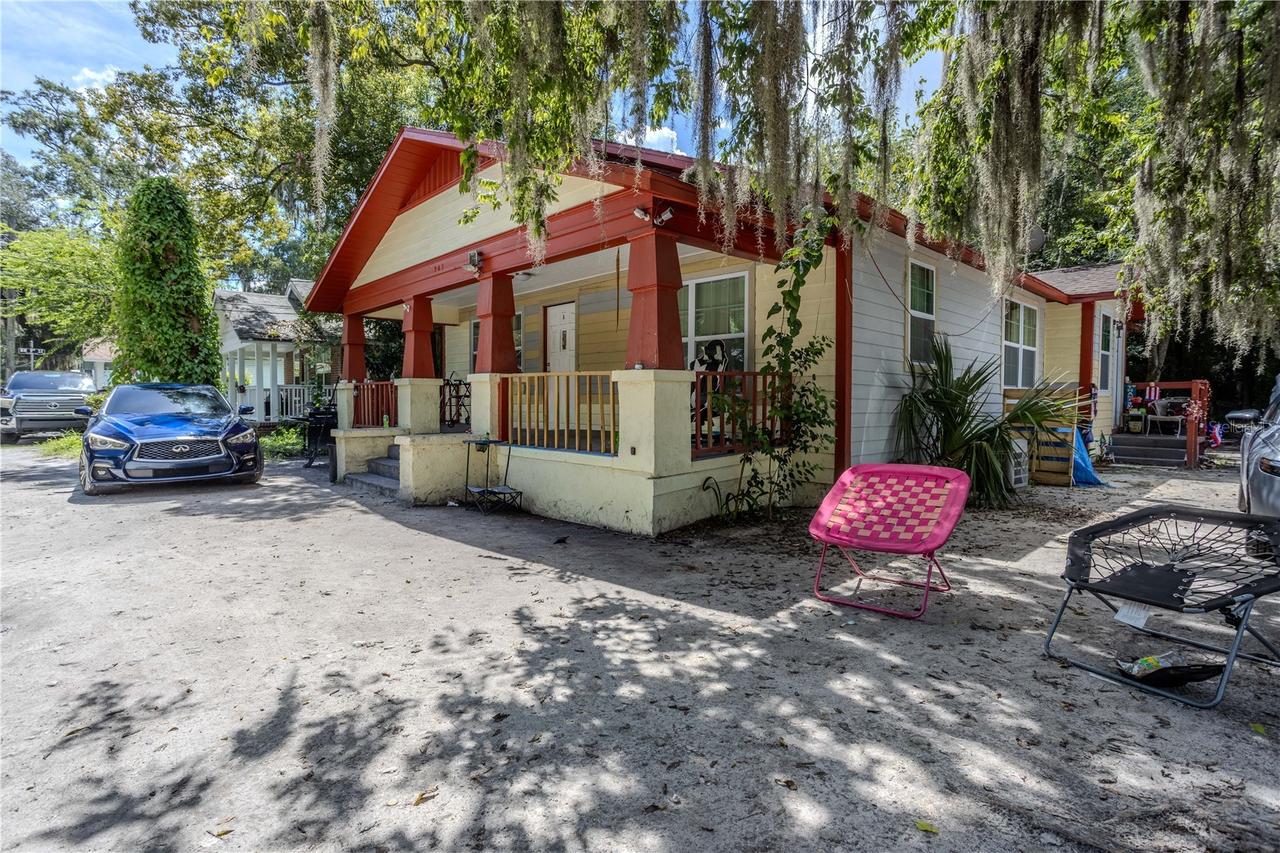 907 NW 4th Pl., Gainesville, FL 32601
