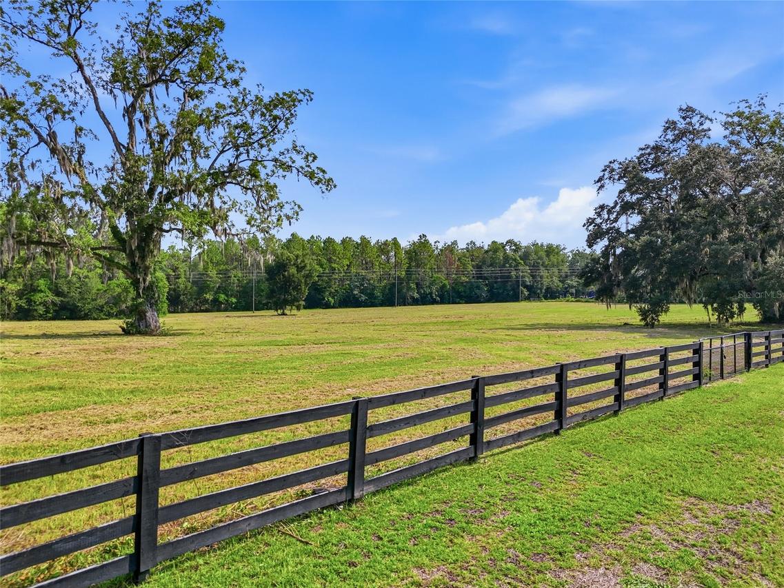 14502 NW 132nd Pl., Alachua, FL 32615