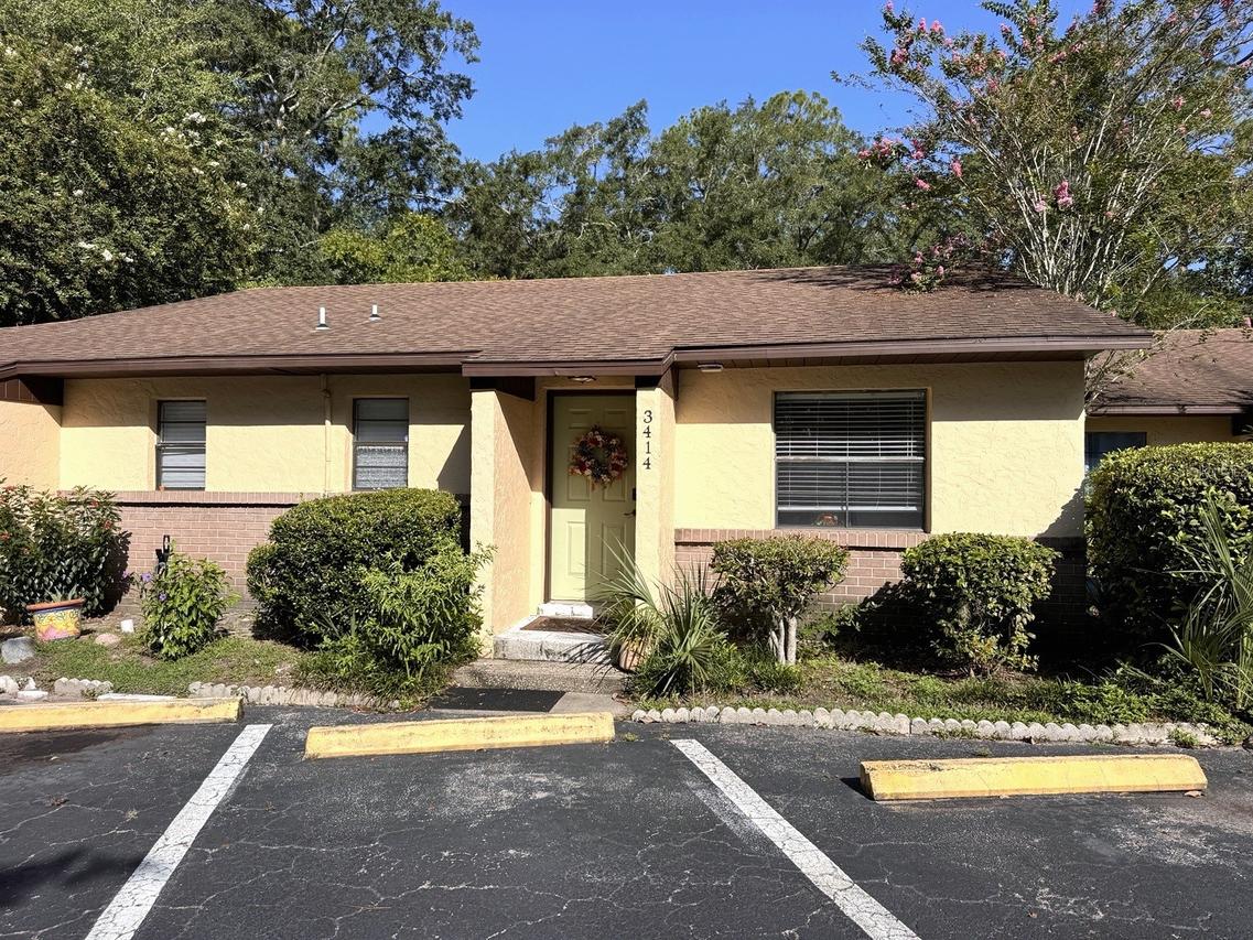 3414 NW 21st Dr. #E4, Gainesville, FL 32605