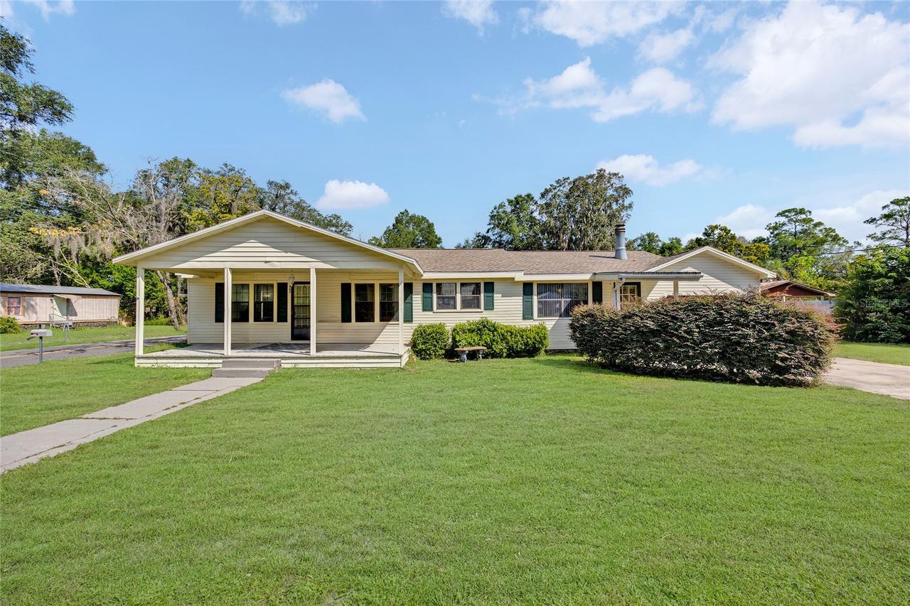 207 Senter Ave., Branford, FL 32008