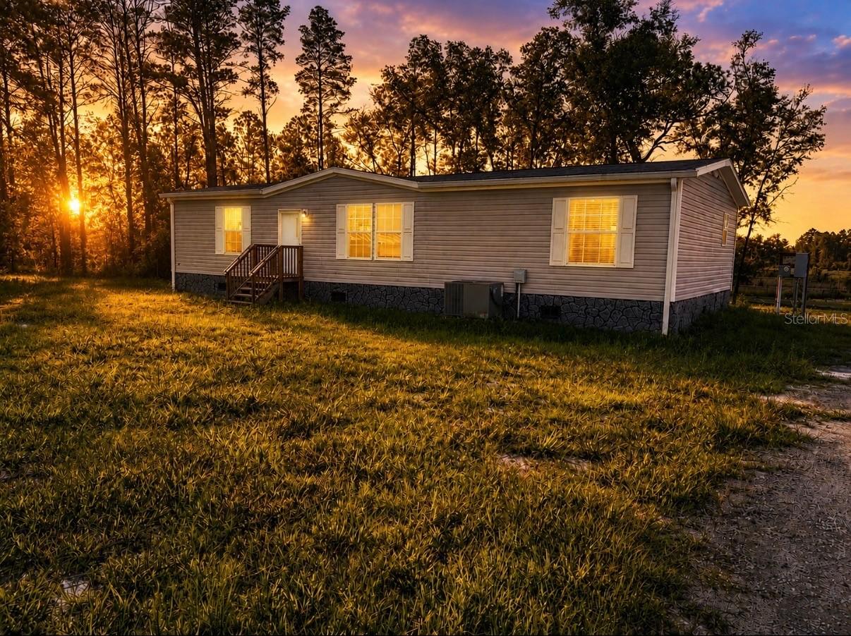 79 NE 91st St., Branford, FL 32008