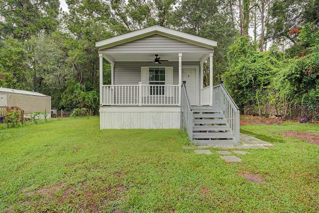 641 Marshburn Dr., Bronson, FL 32621