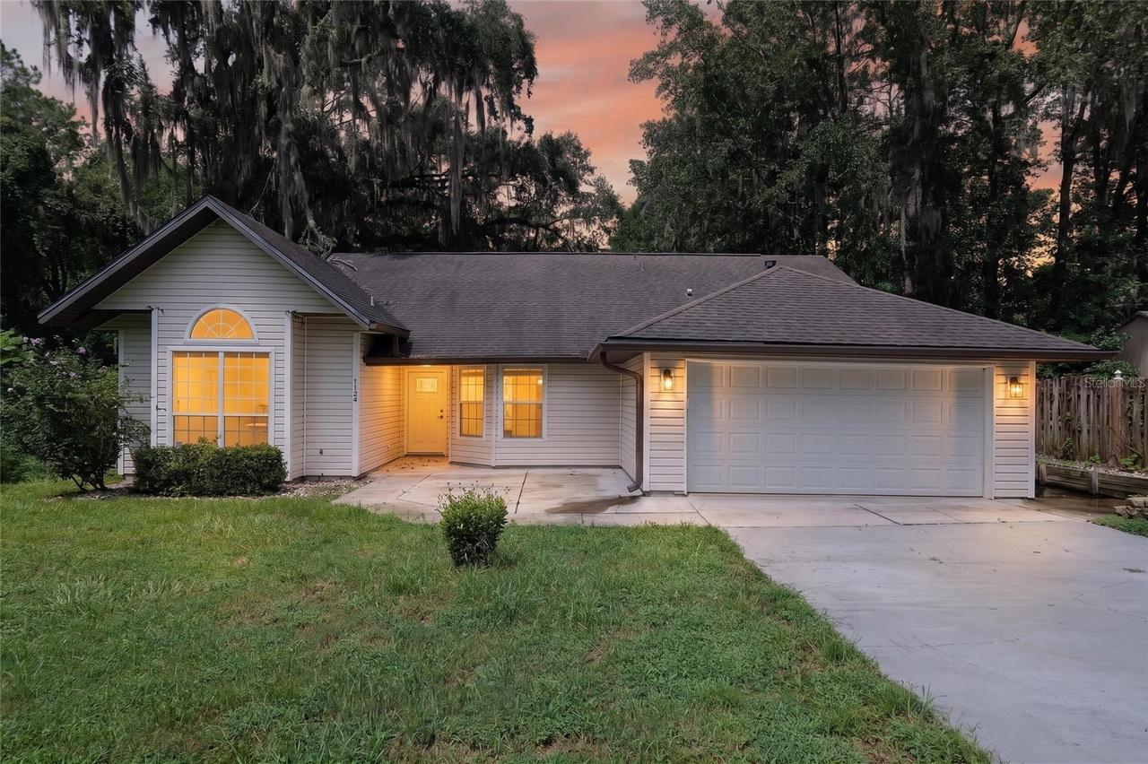 1124 NW 98th Ter., Gainesville, FL 32606