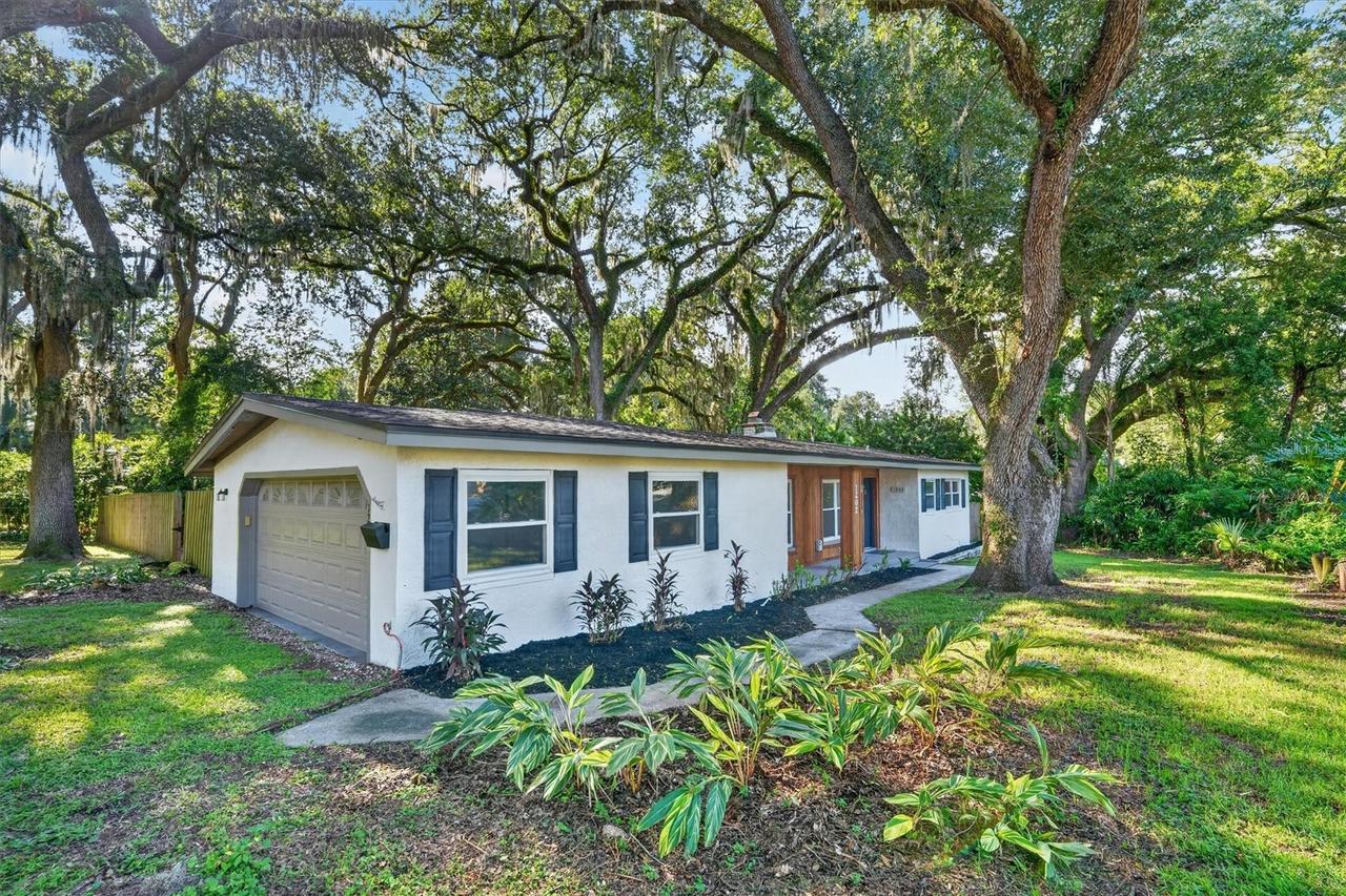 1202 Oranole Rd., Maitland, FL 32751