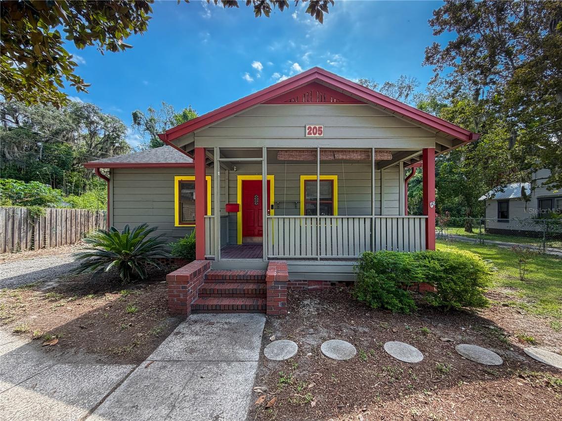 205 NE 9th St., Gainesville, FL 32601