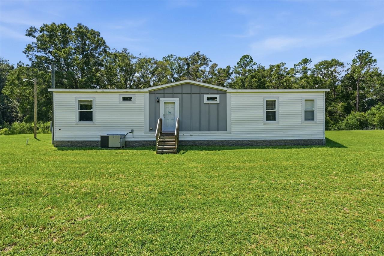 4754 SW 10th St., Bell, FL 32619