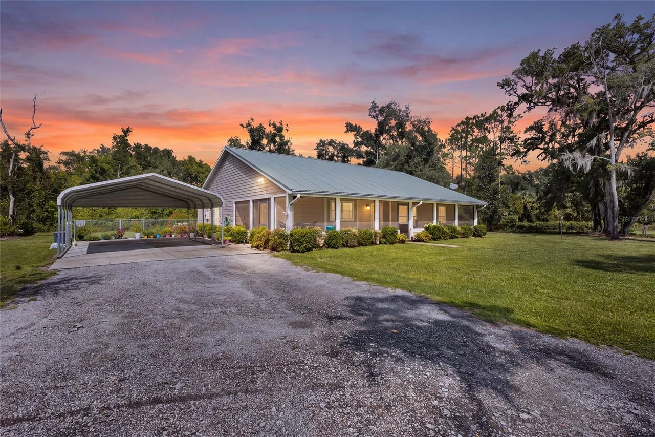 303 NE 290th Ave., Old Town, FL 32680
