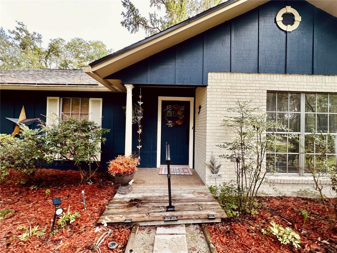 8614 SW 1st Ave., Gainesville, FL 32607