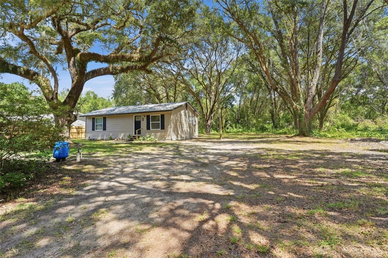 924 Maltas Ave., Interlachen, FL 32148