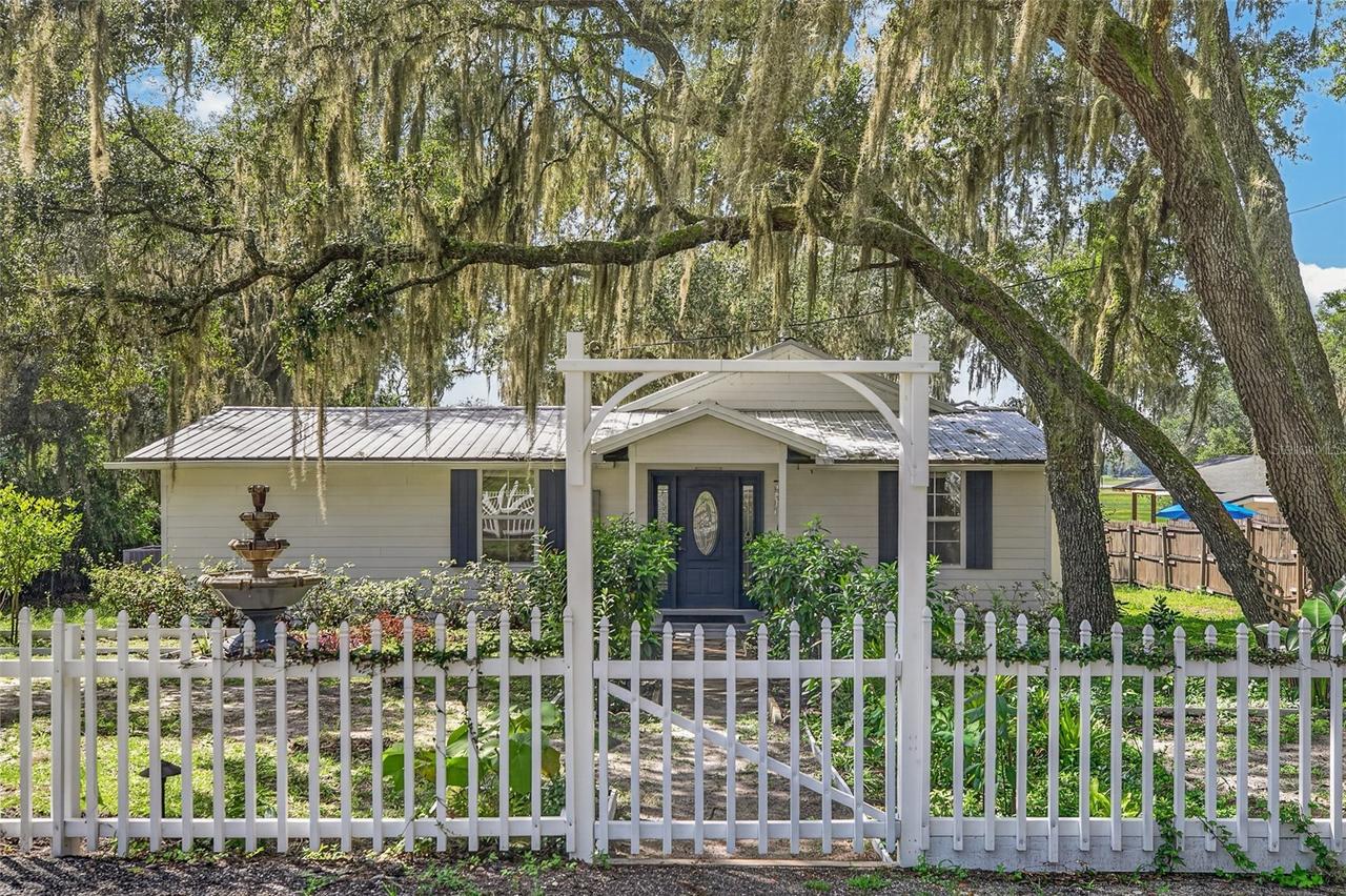 5927 White Sands Rd., Keystone Heights, FL 32656