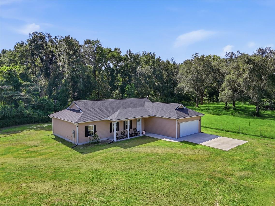 5766 SW County Road 18, Fort White, FL 32038