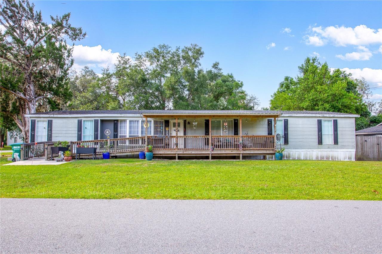 17242 Bradford Ave., Brooker, FL 32622