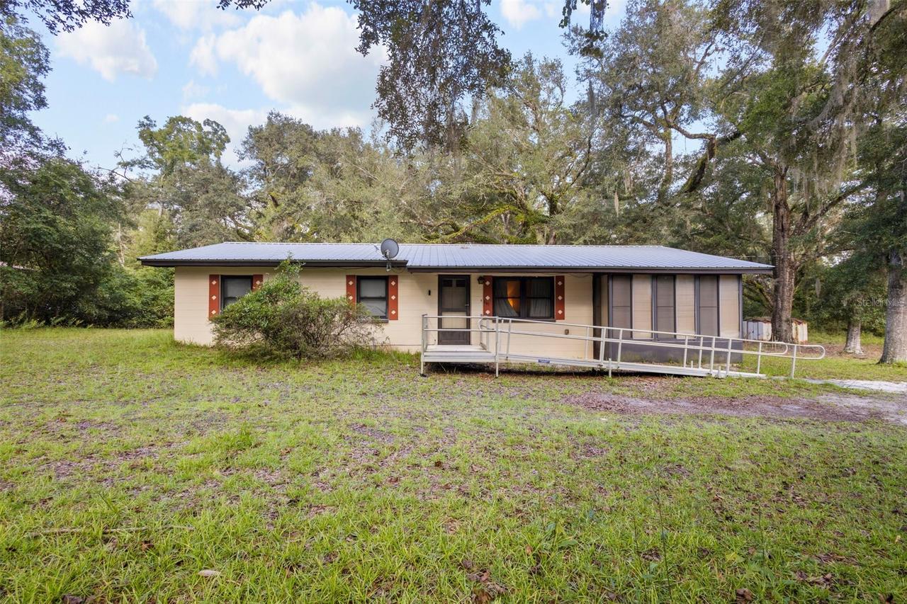 445 NE 649th St., Old Town, FL 32680