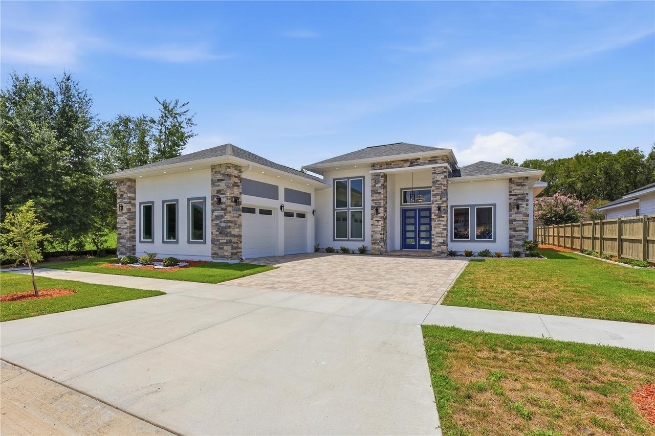 12041 SW 12th Ln., Gainesville, FL 32607