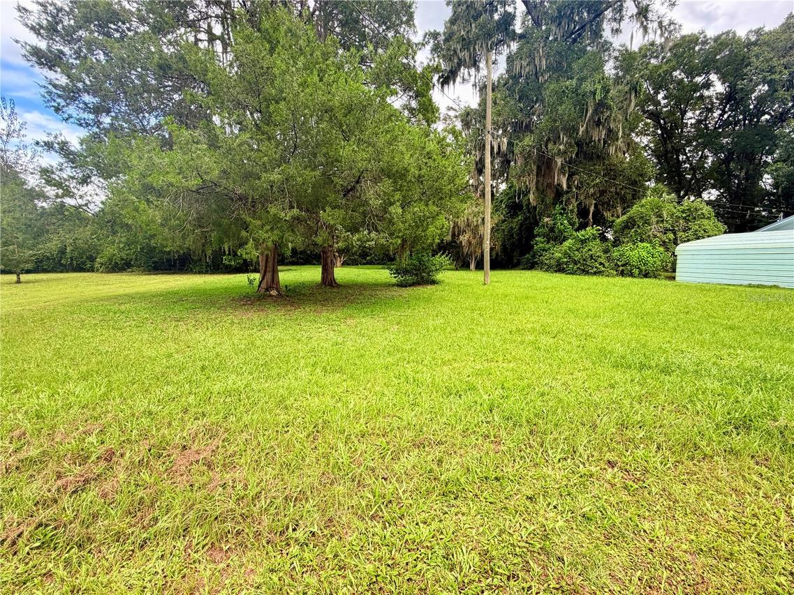 1709 NW 5th St., Chiefland, FL 32626