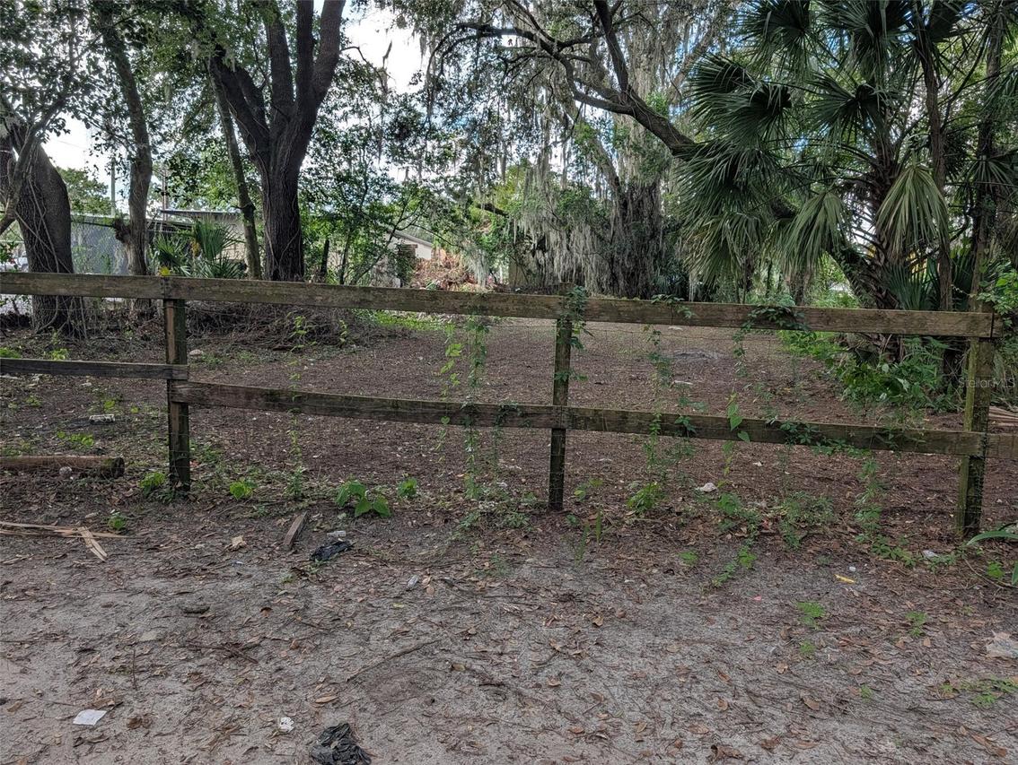 1028 NE 1st St., Gainesville, FL 32601