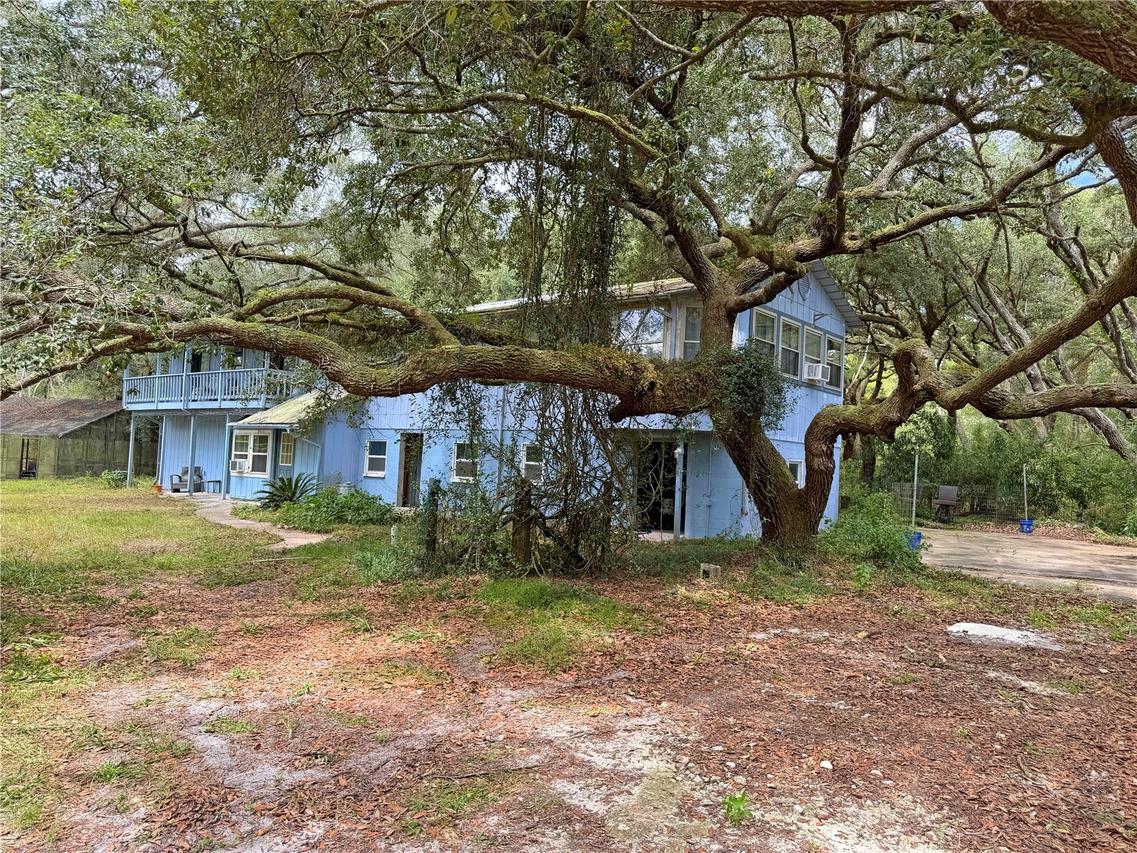 18152 SW 111th St., Brooker, FL 32622