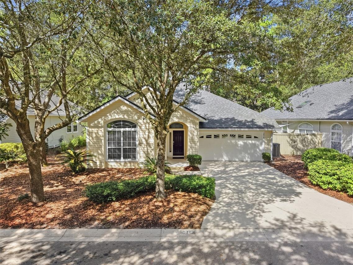 3014 SW 98th Way, Gainesville, FL 32608