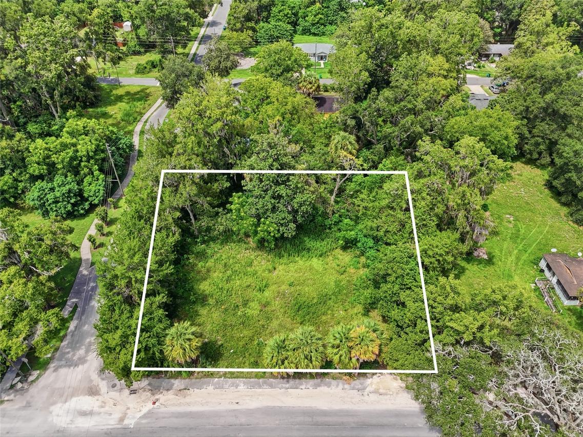 25156 NW 1st Ave., Newberry, FL 32669