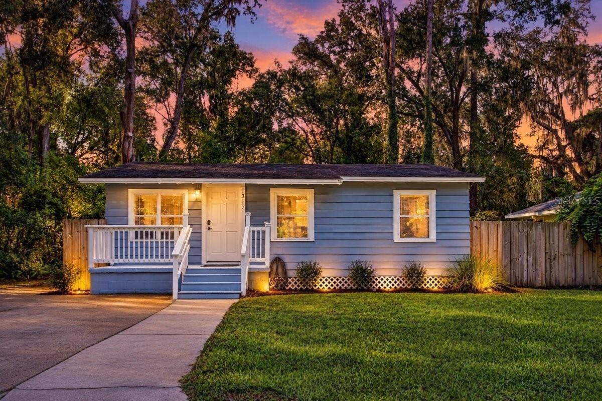 1315 NE 3rd Ave., Gainesville, FL 32641