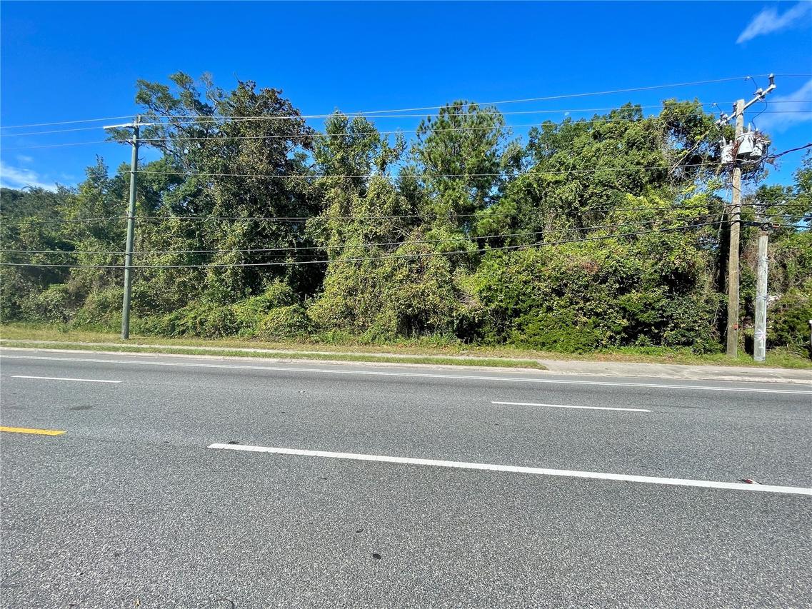 N Us Hwy 301 St., Waldo, FL 32694