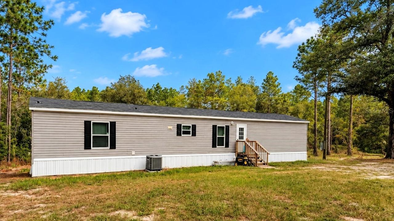 6038 NW 17th Ct., Bell, FL 32619