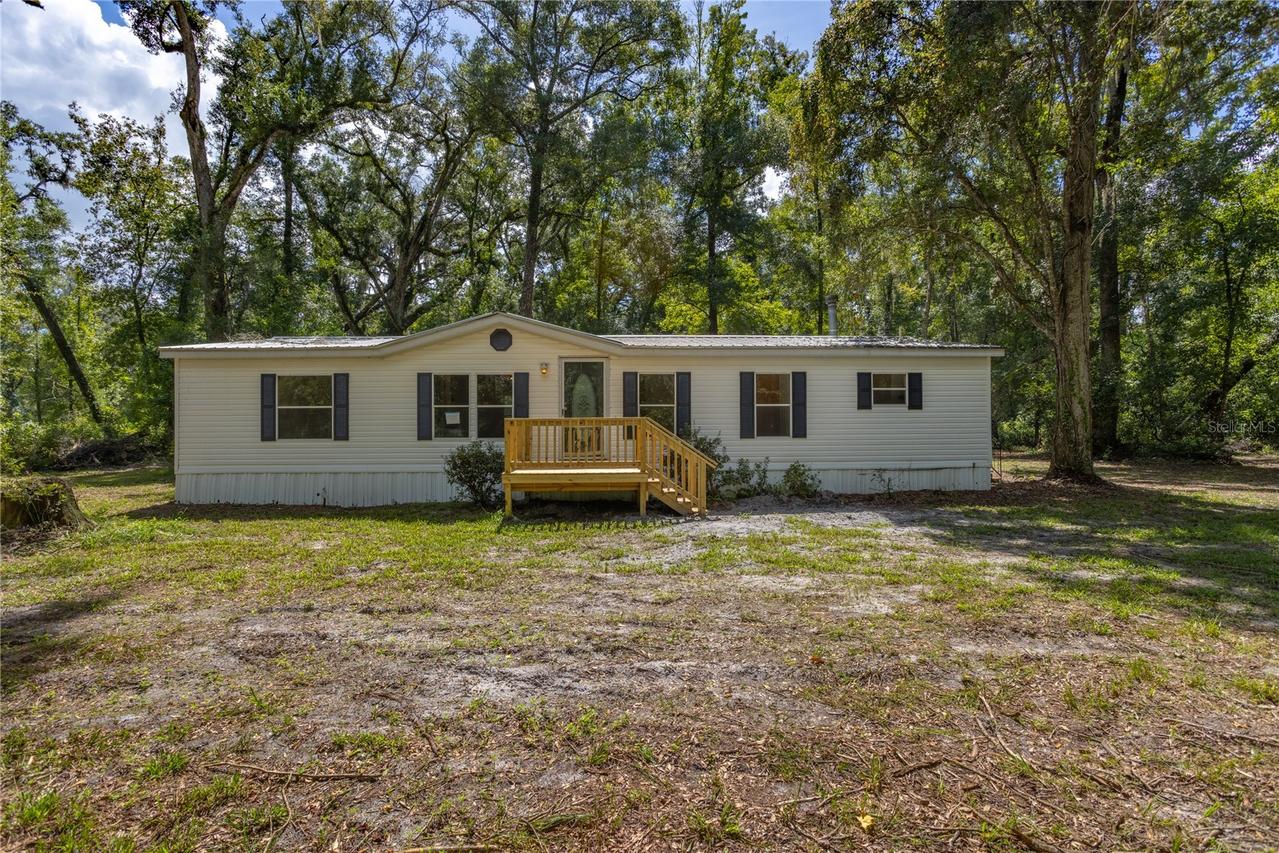 551 NE 354th Ave., Old Town, FL 32680
