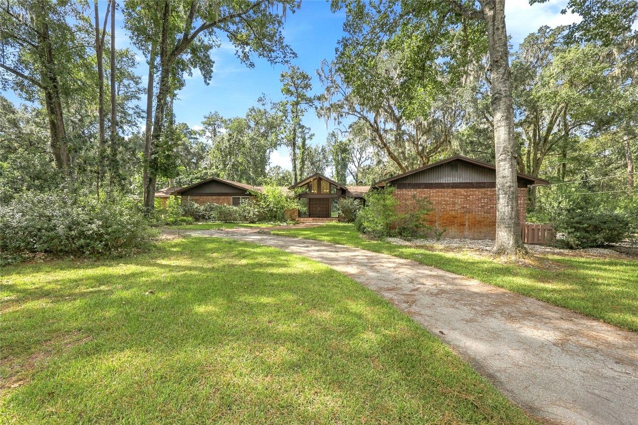 1220 NW 112th Ter., Gainesville, FL 32606
