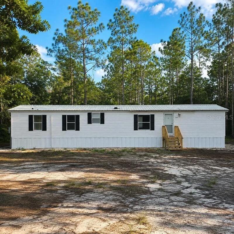 1655 NW 65th St., Bell, FL 32619