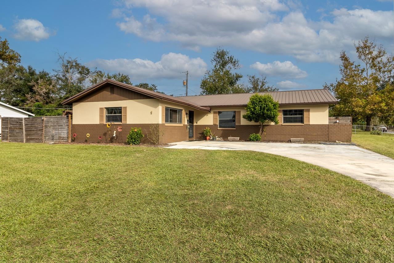 863 SE Defender Dr., Lake City, FL 32025
