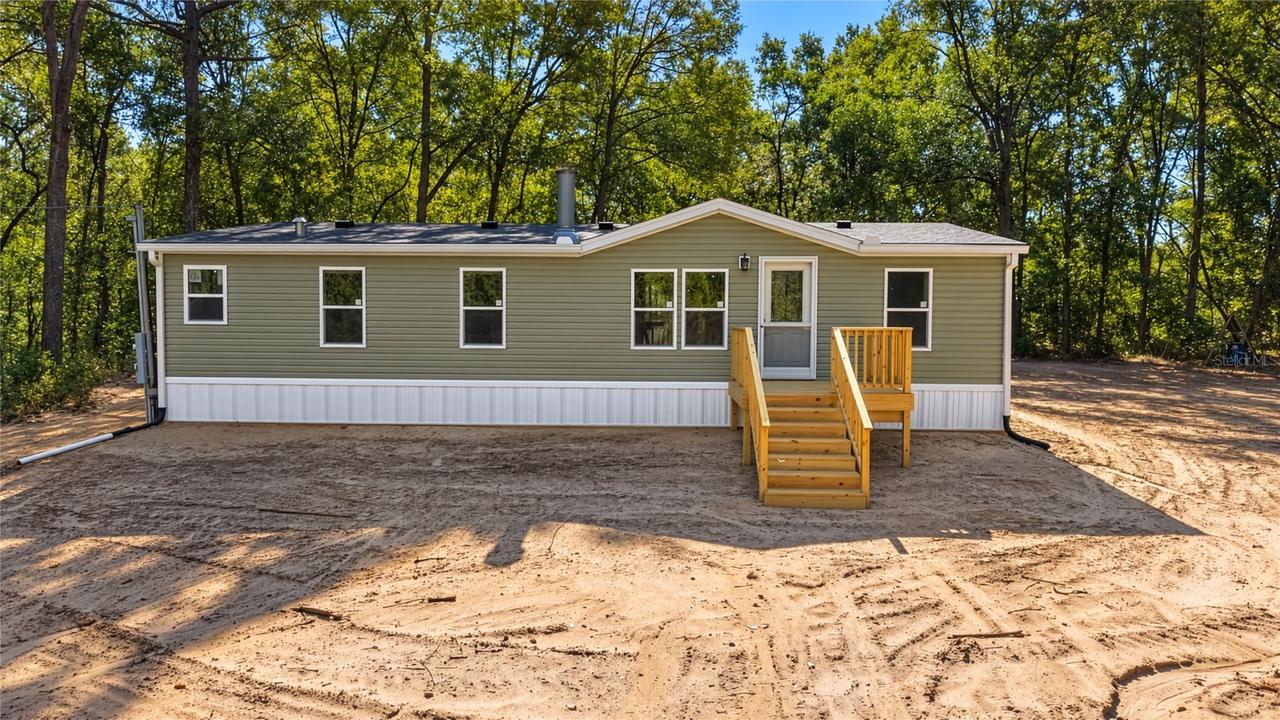 2390 NW 65th Ave., Bell, FL 32619