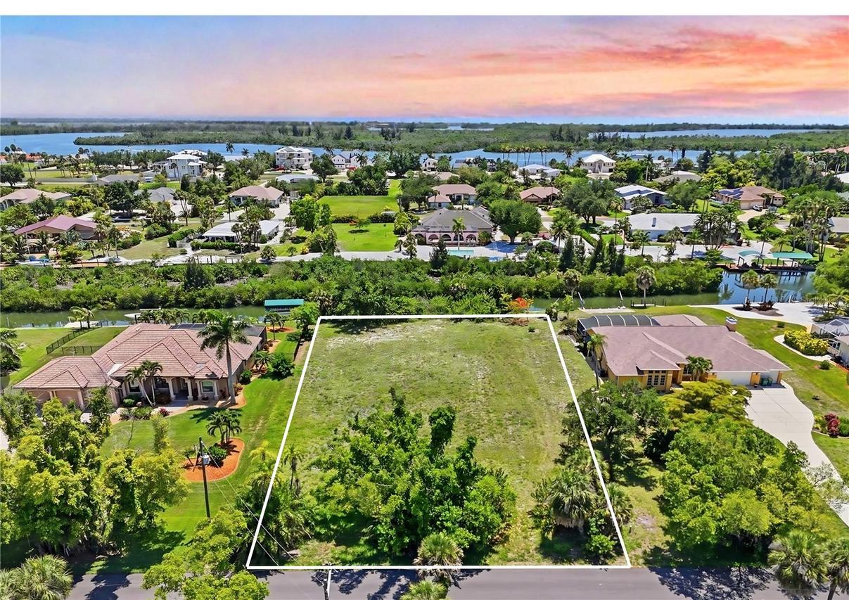 305 Spaniards Rd., Placida, FL 33946