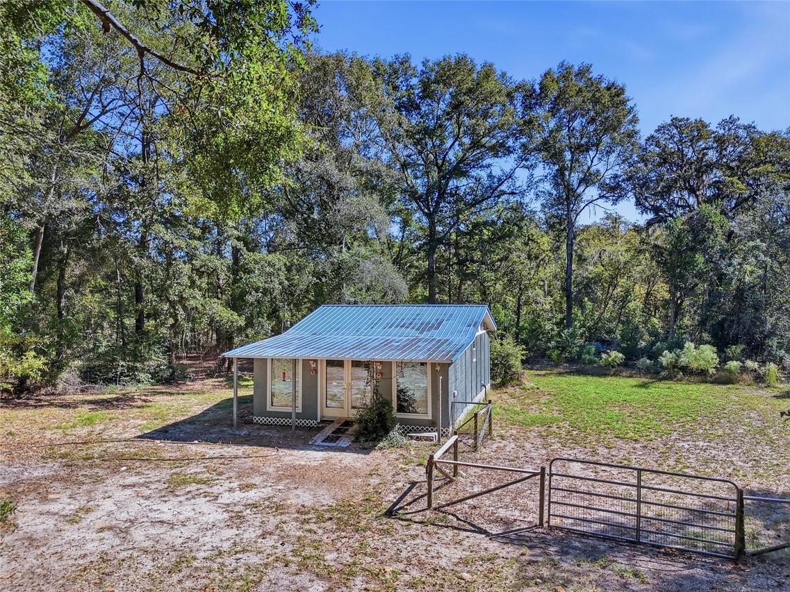 3228 SW Wilson Springs Rd., Fort White, FL 32038