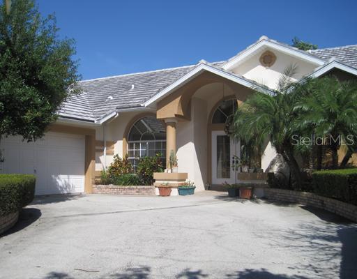 2701 Resnik Cir., Palm Harbor, FL 34683