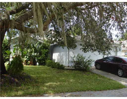 10945 Kenmore Dr., New Port Richey, FL 34654