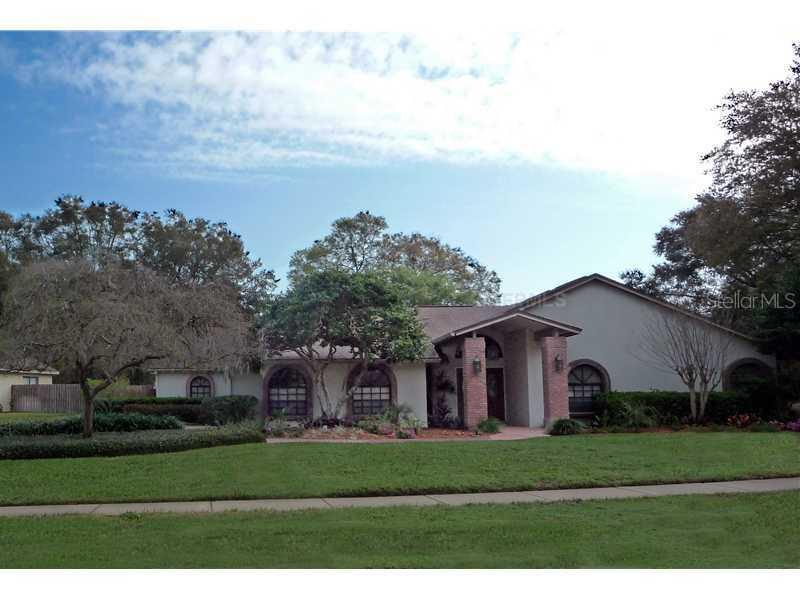 18301 Pleasant Ridge Pl., Lutz, FL 33548