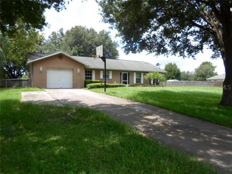31554 Stirrup Ln., Wesley Chapel, FL 33543