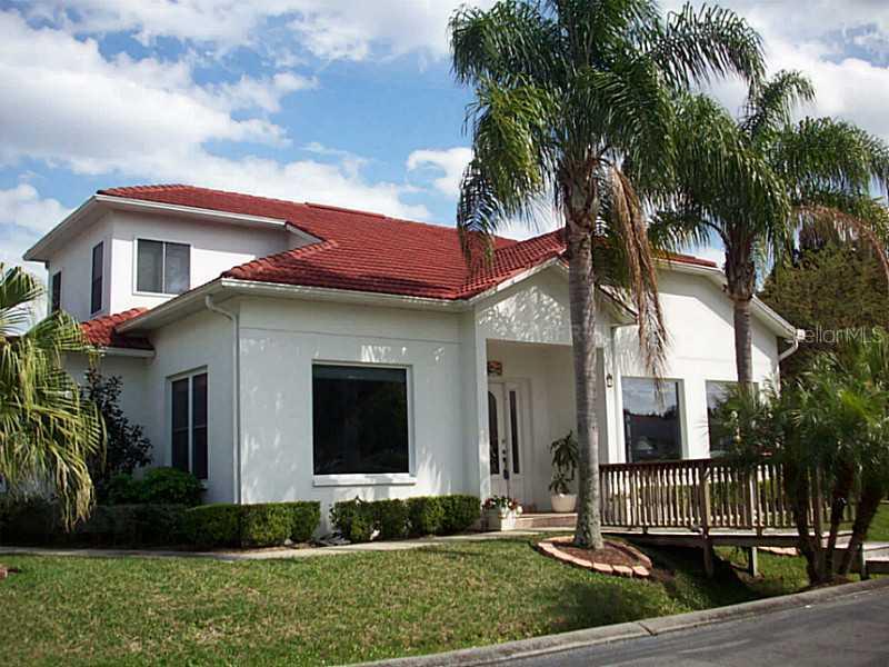 1914 Swanbourne Ln., Lutz, FL 33558