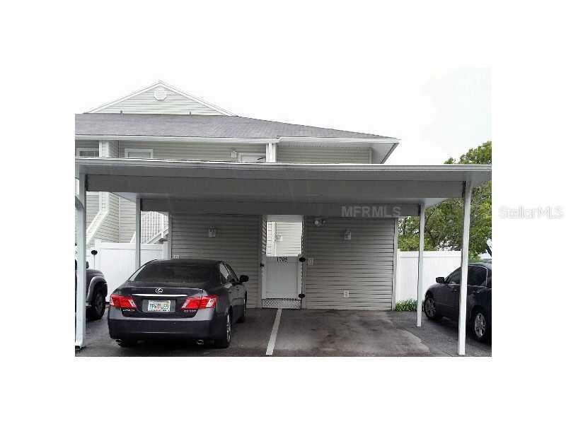8350 Savannah Trace Cir. #1705, Tampa, FL 33615