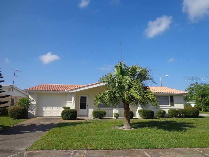 2055 Norfolk Dr., Holiday, FL 34691