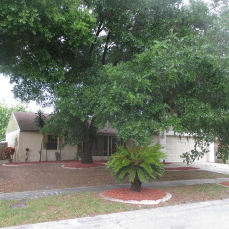 1632 Pintail Ct., Lutz, FL 33549