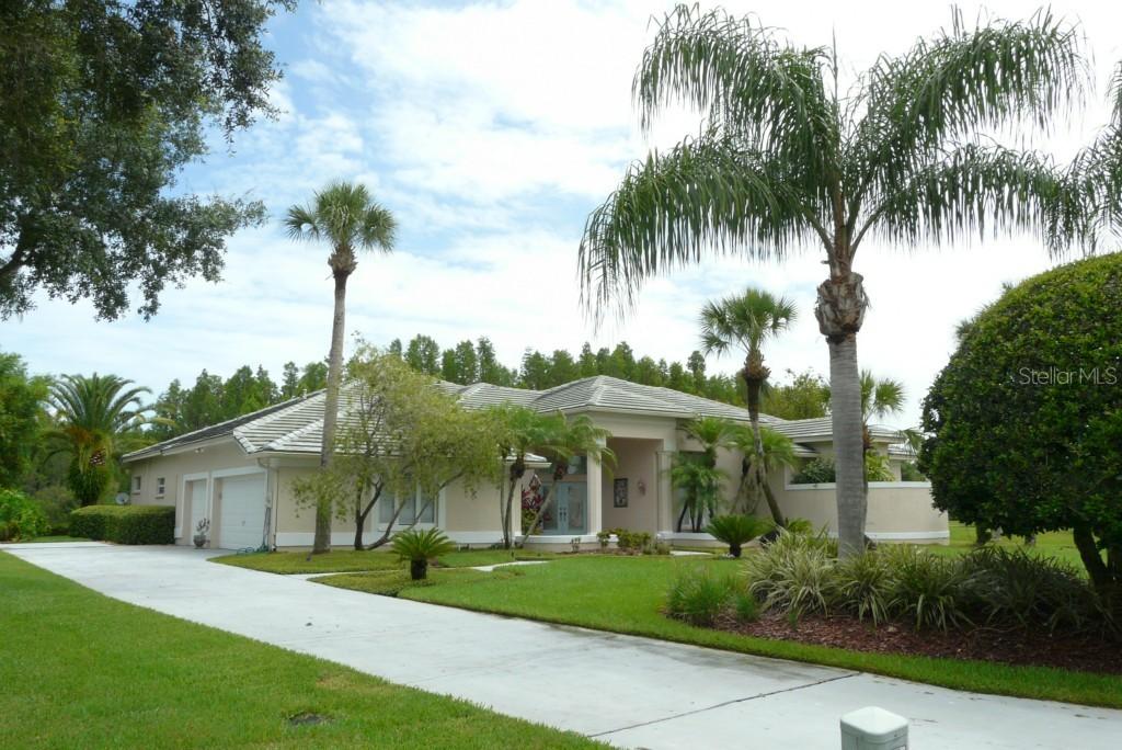 5005 Avenue Avignon, Lutz, FL 33558
