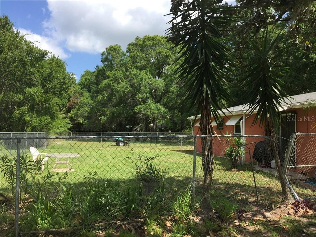 20861 Leonard Rd., Lutz, FL 33558
