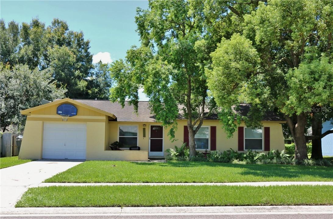 108 Ravenway Dr., Seffner, FL 33584